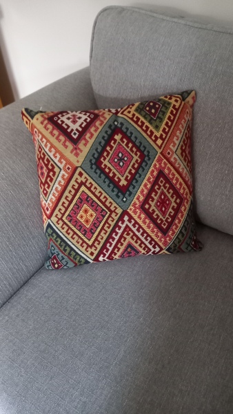 Cushion Colours/rug for this room?
