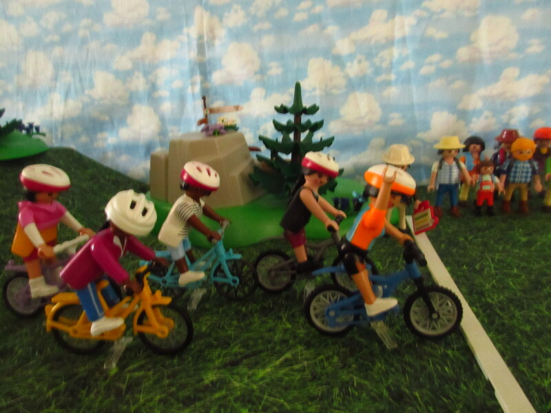 It's time for the Olympic Games for the Playmobil people in our house...
