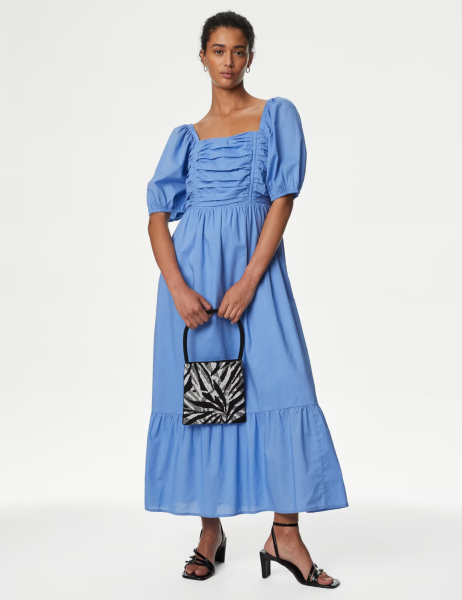 What to wear for Michelin dinner semi outdoor setting end of August?