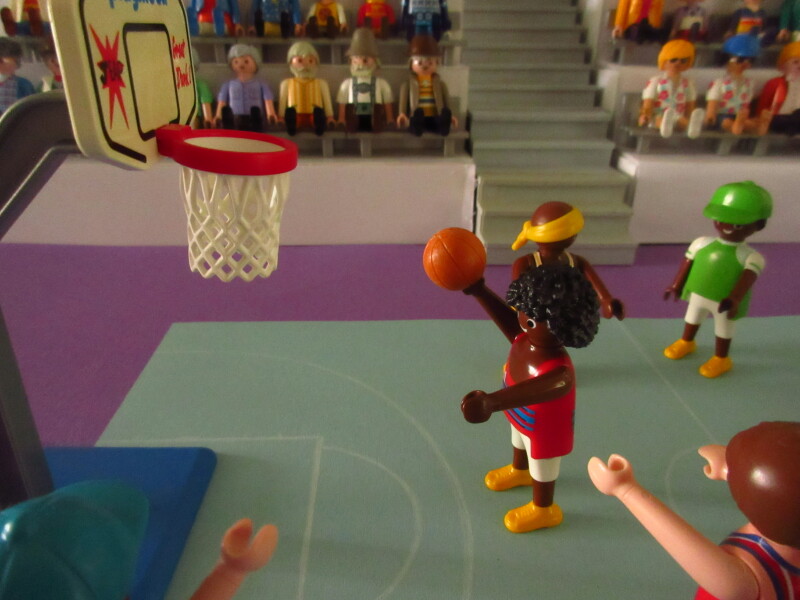 It's time for the Olympic Games for the Playmobil people in our house...