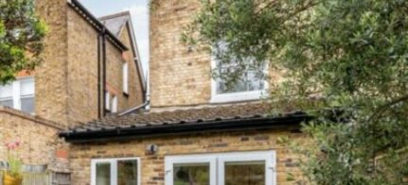 Could you build a conservatory on an extended kitchen? (photo)