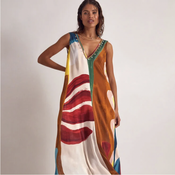 Pick your favourite Monsoon outfits, share the occasions you'd wear them to & get Monsoon stylist’s advice! Three wardrobes to be won.