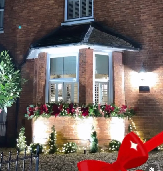 Outdoor Decorating for Christmas