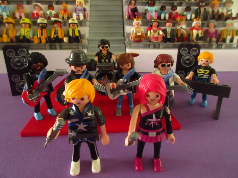 It's time for the Olympic Games for the Playmobil people in our house PART TWO