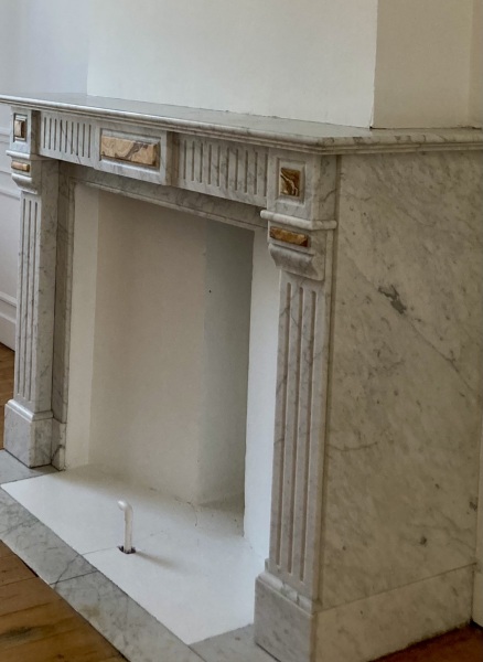 Tiling inside a fireplace?