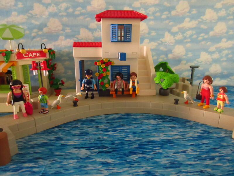 It's time for the Olympic Games for the Playmobil people in our house...
