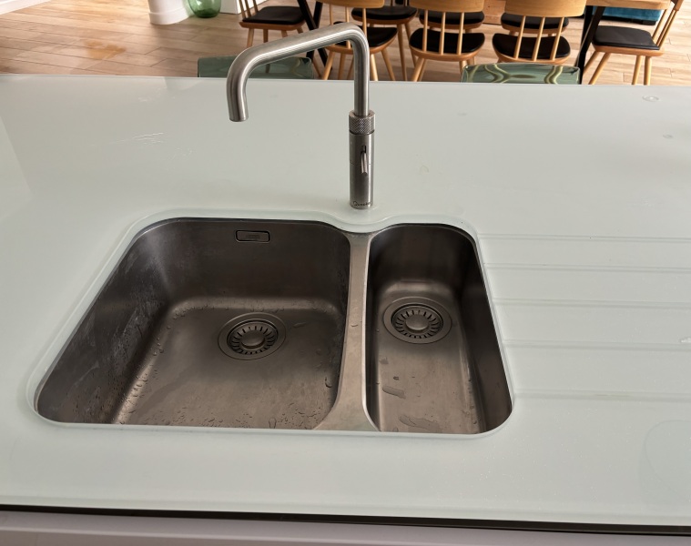 To wonder how people choose a sink. All types appear to be s***t!