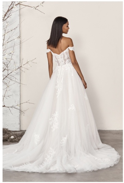 Can't decide on a veil
