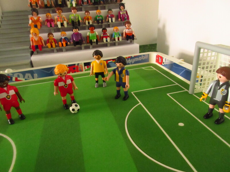 It's time for the Olympic Games for the Playmobil people in our house...