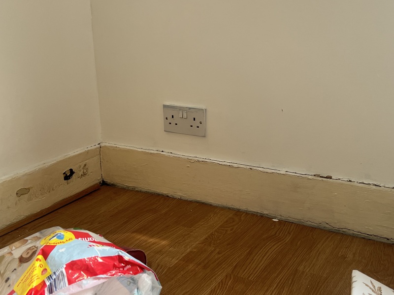 Can I replace skirting boards myself?