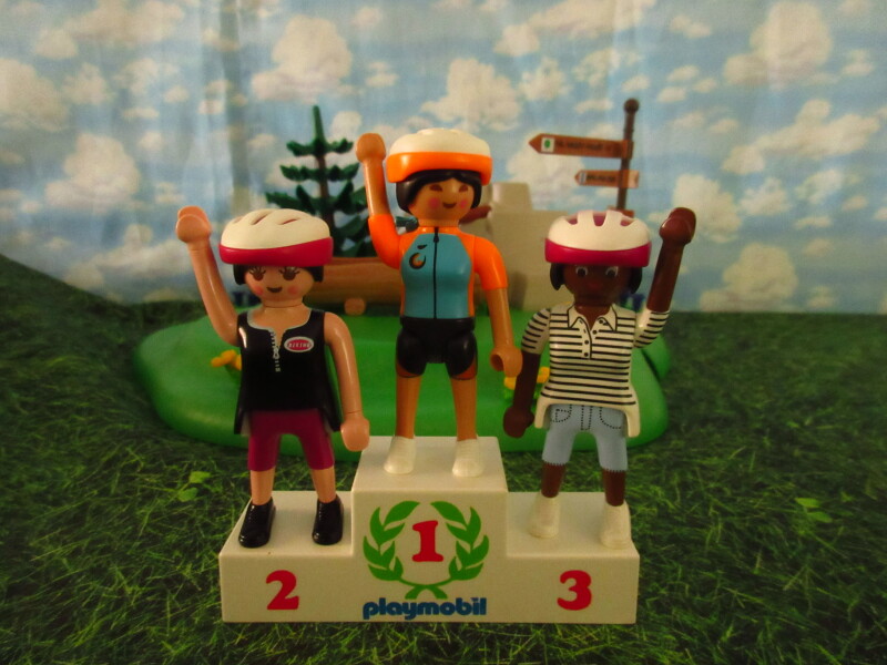 It's time for the Olympic Games for the Playmobil people in our house...