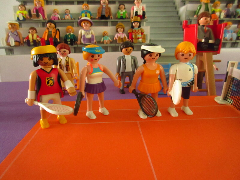 It's time for the Olympic Games for the Playmobil people in our house...