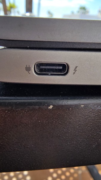 adding monitor to all in one pc