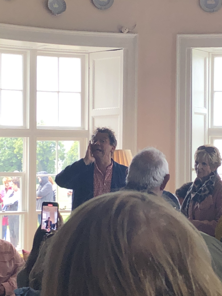 Amigos actively attempting austere actions August 24>