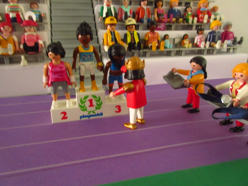 It's time for the Olympic Games for the Playmobil people in our house...