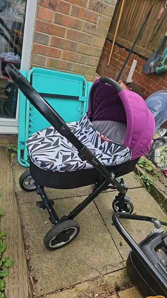 Owners of the oyster travel system and I mean the very first one I need help