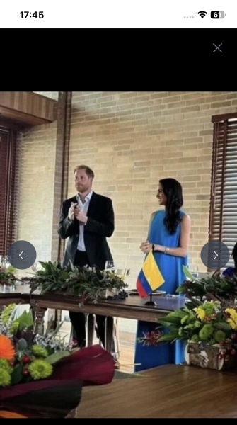 Royal Style: Diamonds are a Queen's best friend..