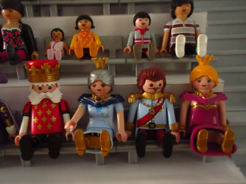 It's time for the Olympic Games for the Playmobil people in our house...