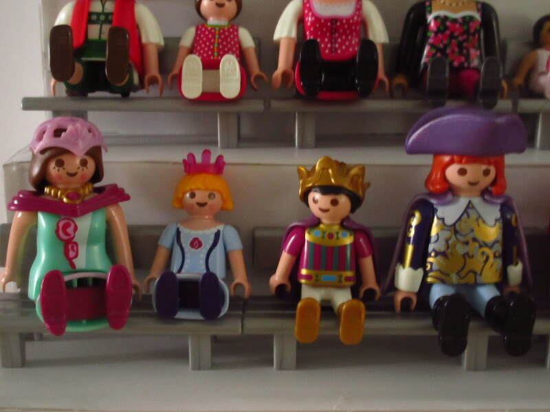 It's time for the Olympic Games for the Playmobil people in our house...