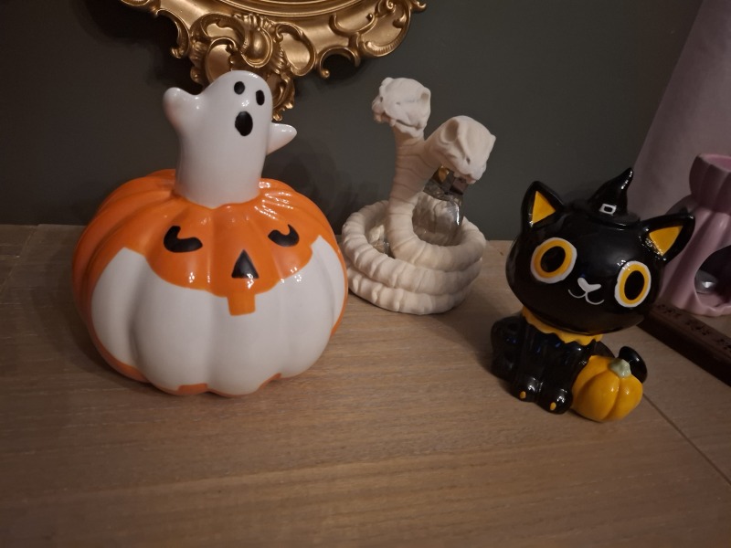 Halloween duvet sets. WTF?