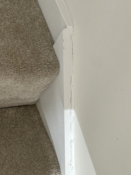 Is this normal for skirting and easily fixed with DIY?