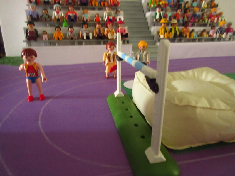 It's time for the Olympic Games for the Playmobil people in our house...