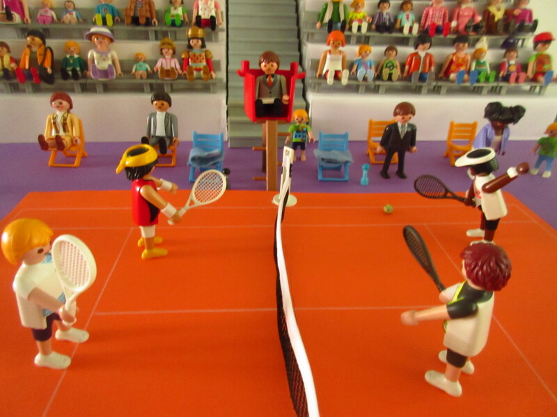 It's time for the Olympic Games for the Playmobil people in our house...