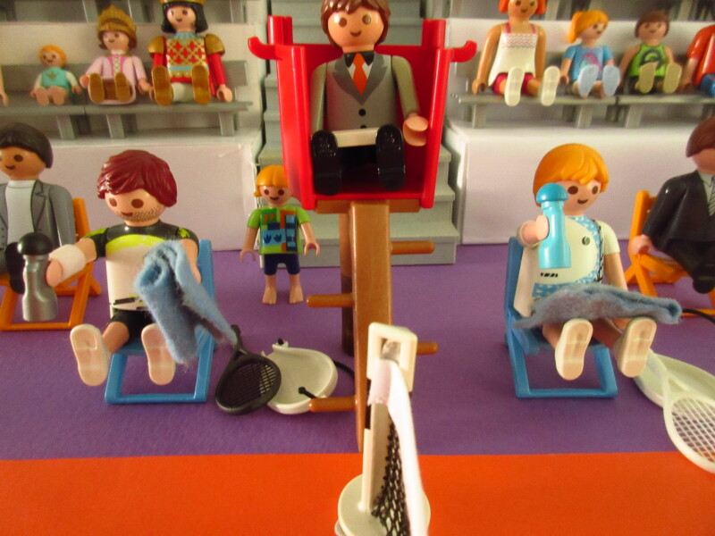 It's time for the Olympic Games for the Playmobil people in our house...