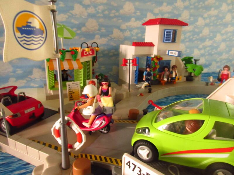 It's time for the Olympic Games for the Playmobil people in our house...