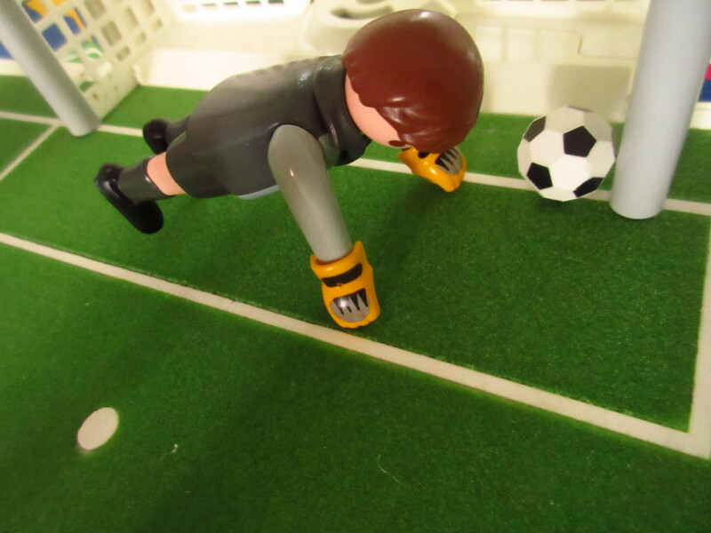 It's time for the Olympic Games for the Playmobil people in our house...