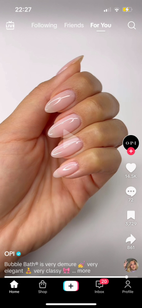 Which nails look classiest for holidays?