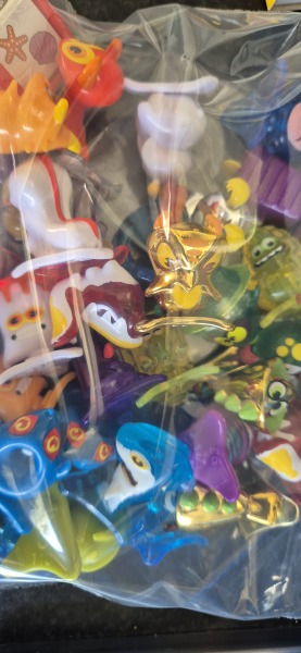 Does anyone know what these collectibles are please?
