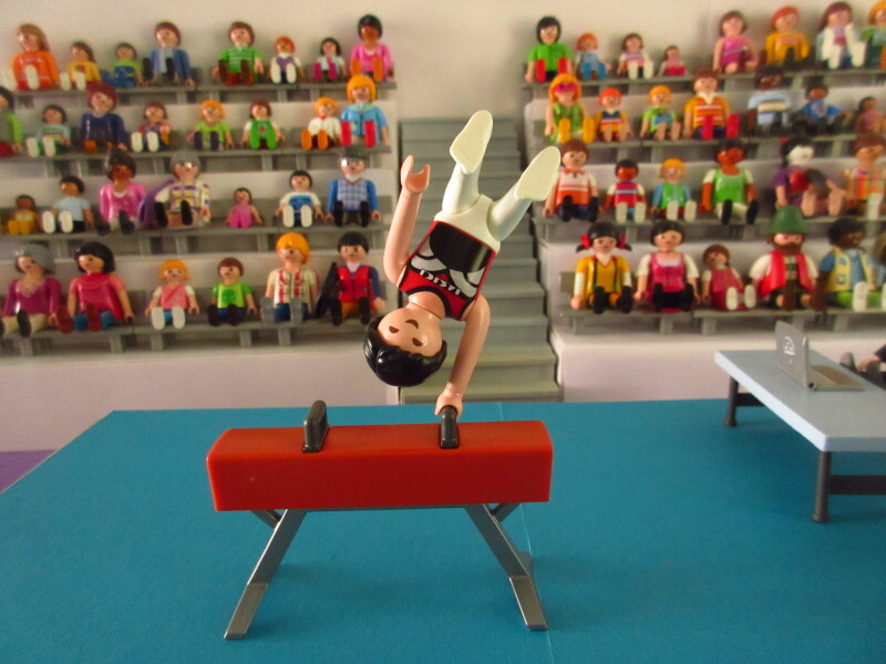 It's time for the Olympic Games for the Playmobil people in our house...
