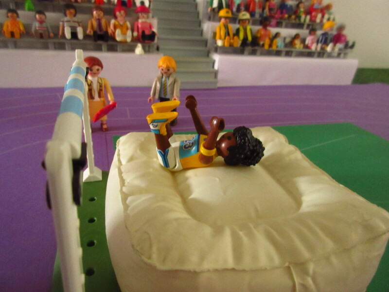 It's time for the Olympic Games for the Playmobil people in our house...