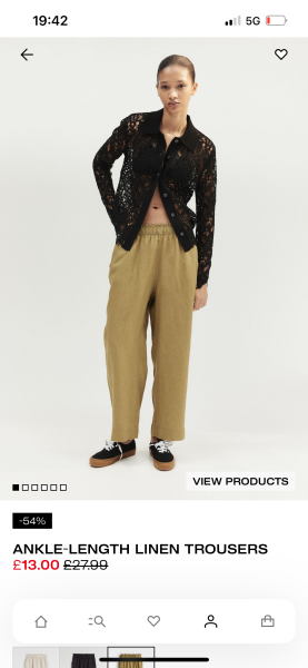 Please find me a modern, comfy pair of trousers that I can wear to college with trainers