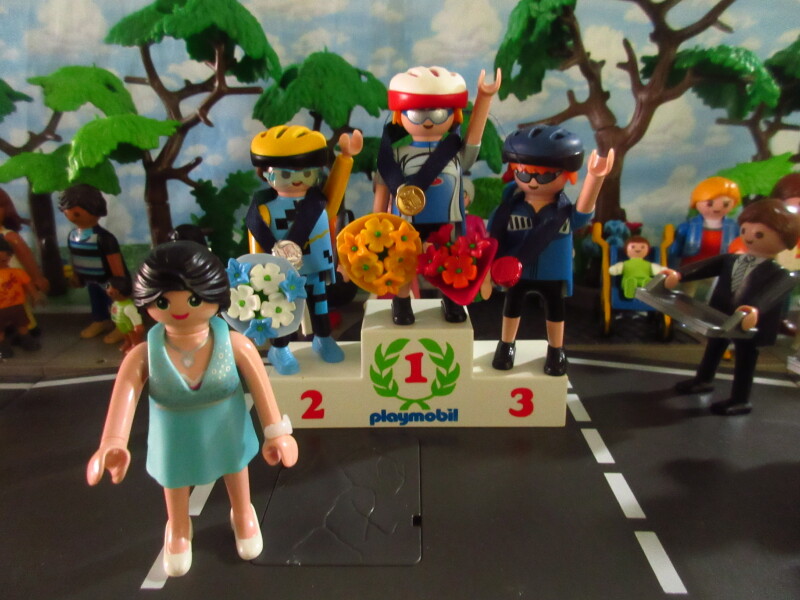 It's time for the Olympic Games for the Playmobil people in our house...