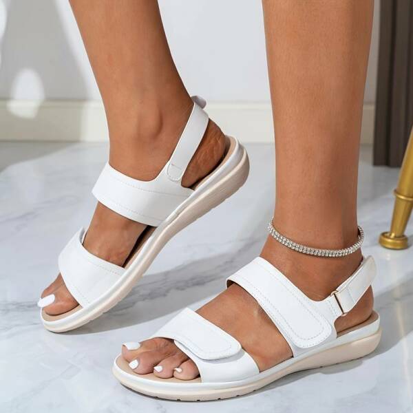 Shoes for my swollen feet please help!