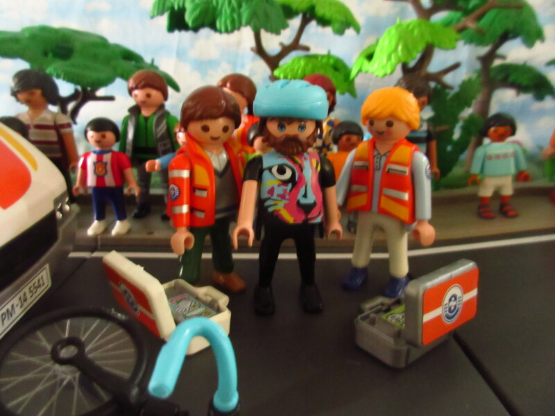 It's time for the Olympic Games for the Playmobil people in our house...