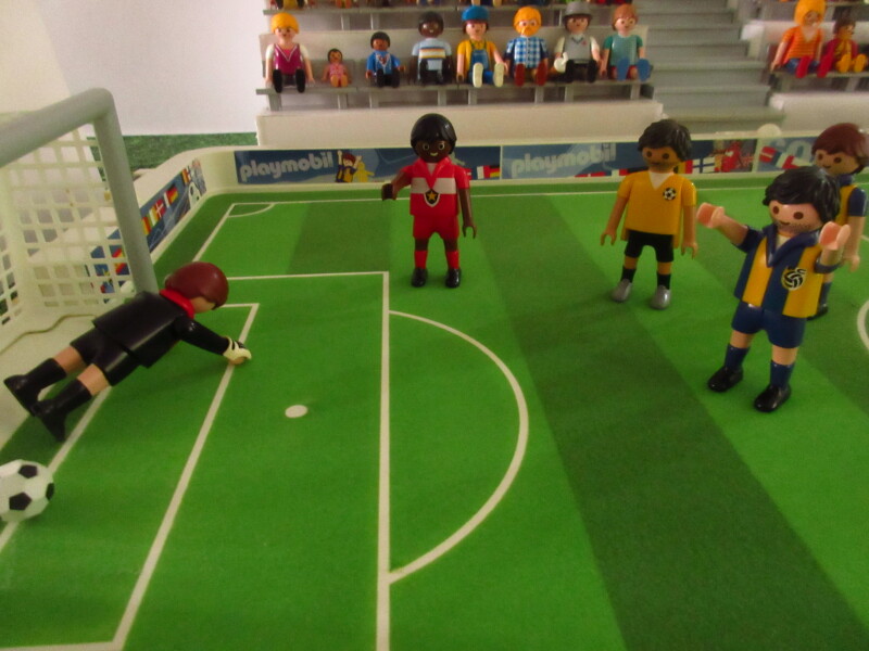 It's time for the Olympic Games for the Playmobil people in our house...
