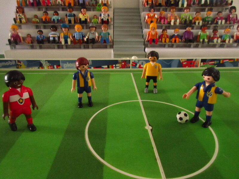 It's time for the Olympic Games for the Playmobil people in our house...
