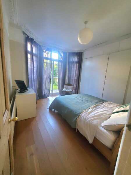 ideas on decorating bedroom