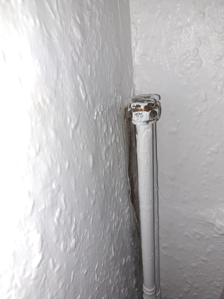 Gas pipes (I think)
