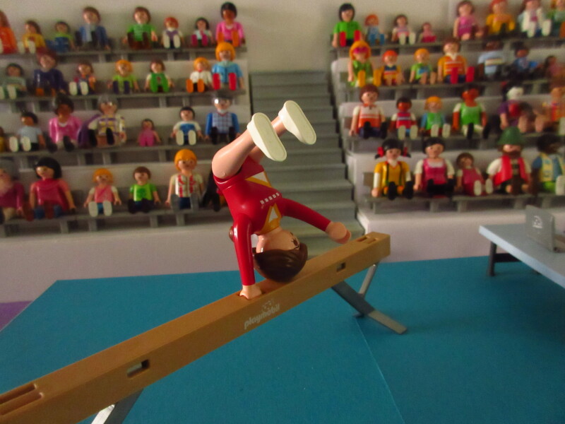 It's time for the Olympic Games for the Playmobil people in our house...