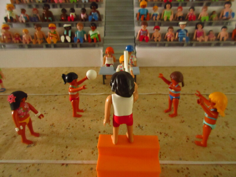 It's time for the Olympic Games for the Playmobil people in our house...