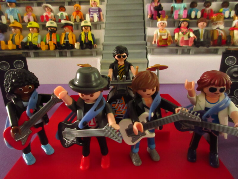 It's time for the Olympic Games for the Playmobil people in our house PART TWO