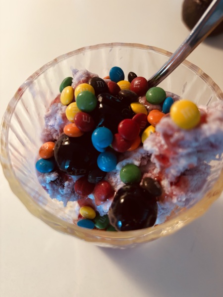 Come and tell me your dull and unexciting news 31: Calmly through the day