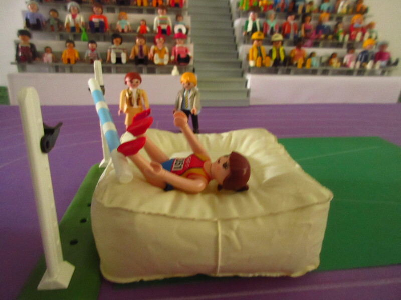It's time for the Olympic Games for the Playmobil people in our house...
