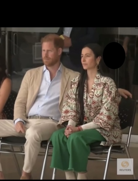 Meghan and Harry spotted out and about - ¡Viva Colombia! Edition (Part 7)