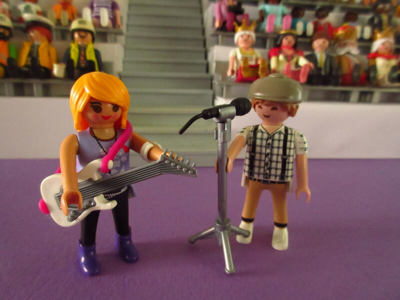 It's time for the Olympic Games for the Playmobil people in our house PART TWO