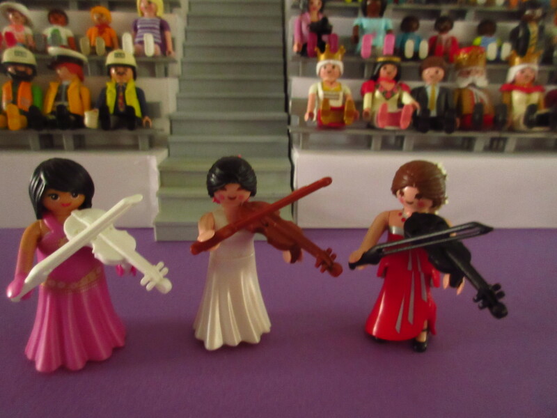 It's time for the Olympic Games for the Playmobil people in our house PART TWO